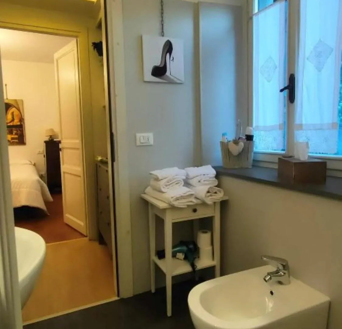 *** Couette-café Bed&Breakfast Angela Clusone Italie